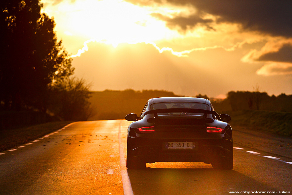 automotivated:  Porsche 911 GT2 RS (by Julien02 | www.chtiphotocar.com)