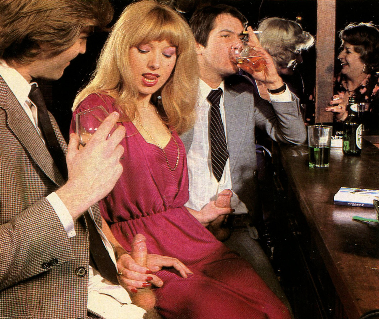 collegefun96:  Just a normal night at the hotel bar (Cir. 1982). 😂