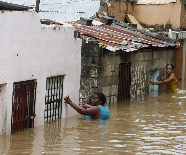 bulletinaweave:  THE ‘OTHER SIDE’ OF SANDY NOT SEEN ON TV OR IN NEWSPAPERS. Sandy