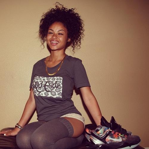 SHE'S SO FYNE