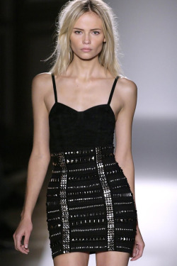 d-aisychain:  dior-models:  so fucking beautiful  Natasha Poly