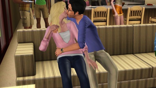 simsgonewrong:  My sim has the weirdest boner right now…