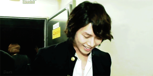 rioscheekbones:  11 / endless gifs of Heechul’s perfection 