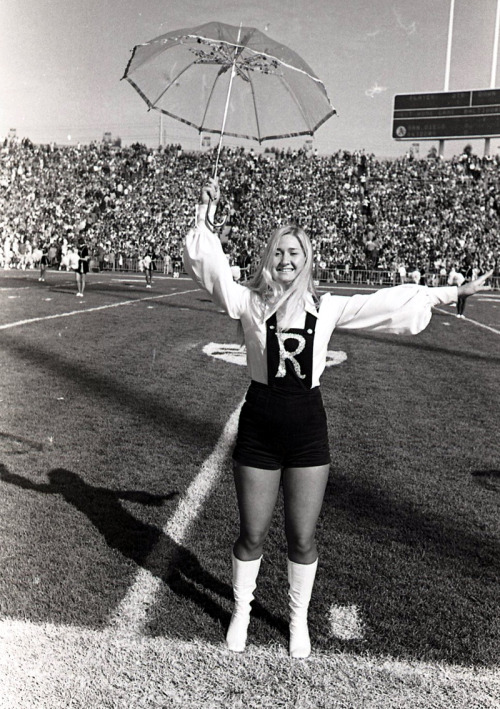 creepingirrelevance:Oakland Raiders girl, 1971