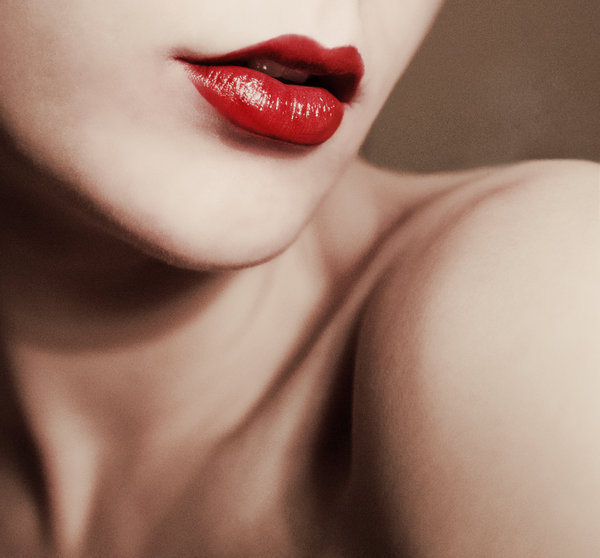 cpliso:  annie-douglas-at-40:  ms-curves:  Sometimes red is the absolutely right