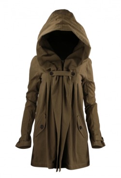 thegentlehoneybee:  valkyrien:  kvallning:  chardyice:  by NicholasK.com For all your post-apocalyptic Resident Evil world, LotR travelling to Mordor, and Assassin Creed needs.  Give to me  Ah, NicholasK…  My love for hoods and drapery and brown is