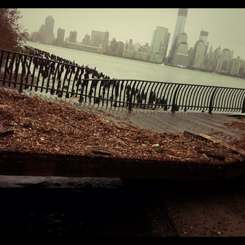 Falling #nyc #sandy #instagram #instagramers