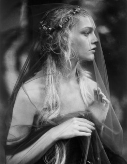 idreamofaworldofcouture:  ‘Enchanted Gardens’ Sasha Pivovarova by Paolo Roversi for Vogue India October 2007 