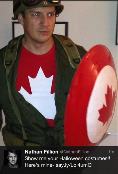 isaidgoodpeacock: I AM SCREAMING IT’S CAPTAIN CANADA