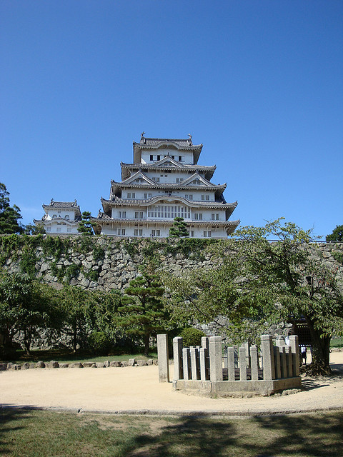 Okiku’s Well at Himeji Castle is often said to be haunted by the ghost of Okiku. She is suppos