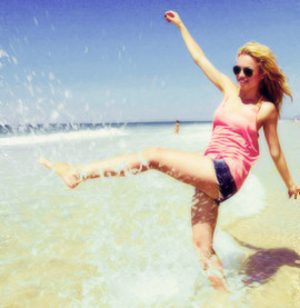 remembermoonlight:  “Lay my head, under the water. Lay my head, under the sea…” 