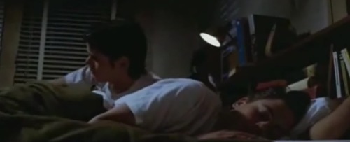 staygold49:  why cant i share a bed with rob lowe