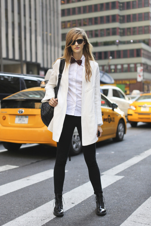 clothesforwomenblog: ❤Need more fashion pictures? Feel free to go to my blog and follow me, dear:◢◤◢