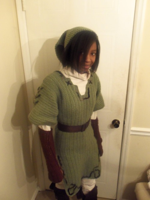 queenmaeb: stitch-please: baitingthehook: (front view) CROCHETED Zelda Twilight Princess. my daughte