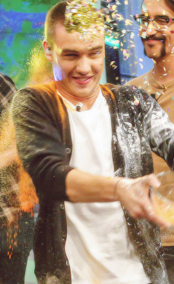  Liam is bringing sexy back 