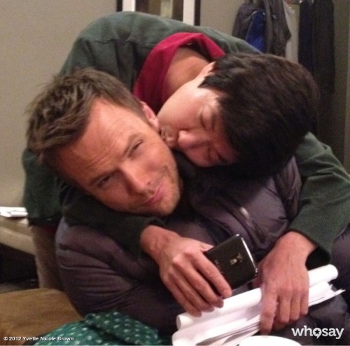 preciousblueberries:Allow me to present @kenjeong &amp;@joelmchale demonstrating that there’s a LOTT