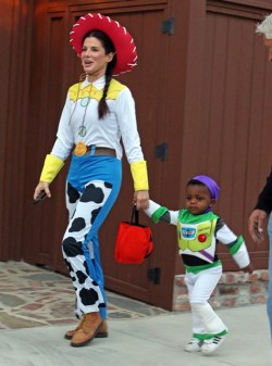 lolsofunny:  Sandra Bullock: Actual best person 