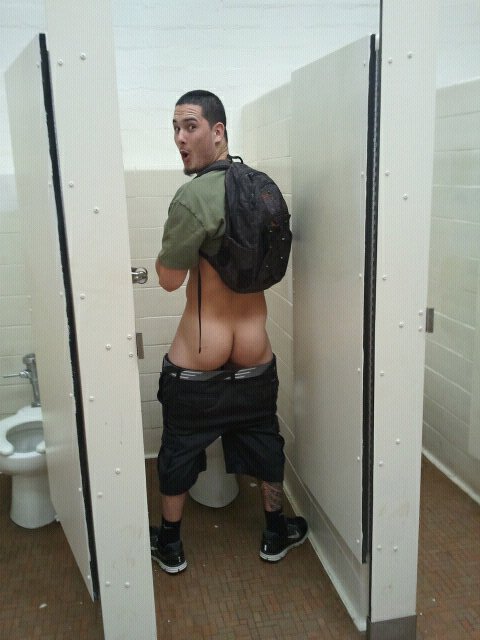 Dudes Peeing