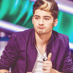 EVERYTHING IS ONE DIRECTION & NOTHING HURTS