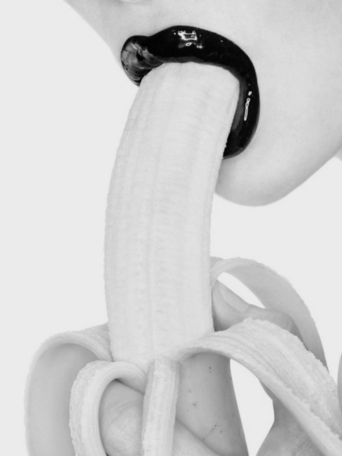 taans-gallery:  Wicked banana!