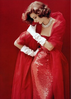   Photo of Suzy Parker in dress by Norman