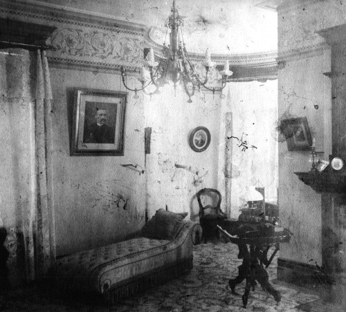 funeral-wreaths: Bedroom in the Chester Wickwire House, New York, c. 1890s {x}