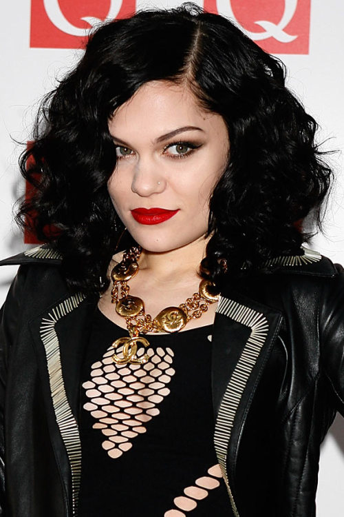 thatjessiej:  Jessie’s best Hairstyle and Makeup!! (Part 3)