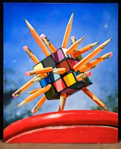 fer1972:  Rubik Cube Paintings by Victor