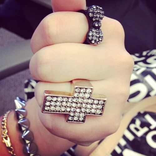 realistswag:  gorgeous-ordinary-females:  http://gorgeous-ordinary-females.tumblr.com/