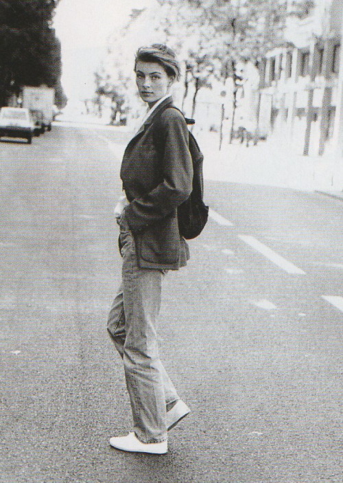 vervediary: Ludmila : Voyage En Haute Couture. Vogue Paris September 1991. Ludmila Isaeva Malahova by Pamela Hanson. 