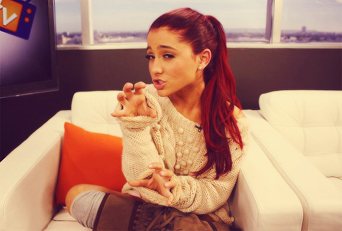 fuckyeahhelluhcuties:  Ariana Grande &lt;3 