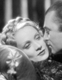 divadietrich:  Song of Songs (1933) 