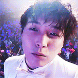 haehyukyumin:  You’re My Endless Love; KRYS selca-ing with ELFs ♥ 