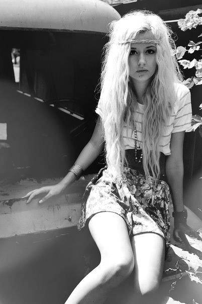 Tattoos N Blondes