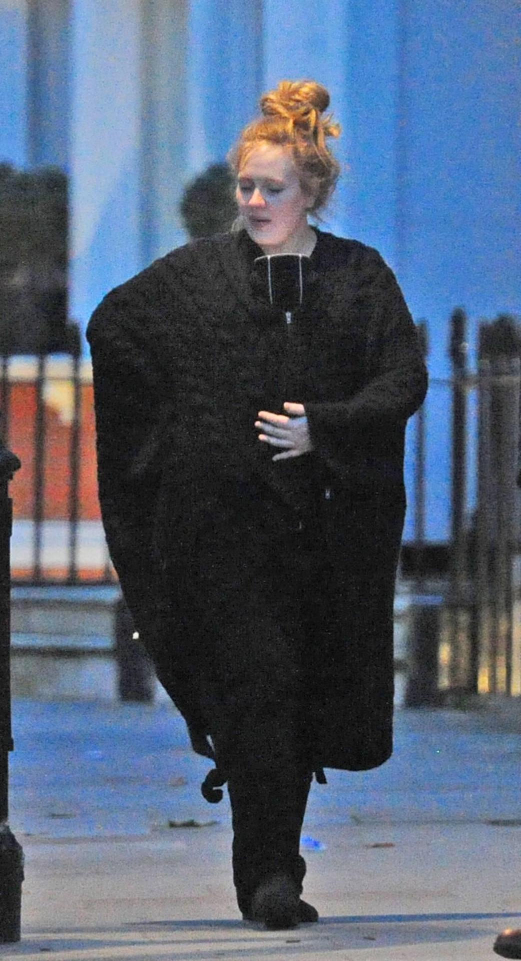 adelexlondon:  HQs: Adele &amp; Simon Konecki out in London.