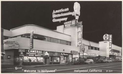 Picture postcard of the ABC studios on Vine Street at Sunset Boulevard, Hollywood, 1940&rsquo;s.