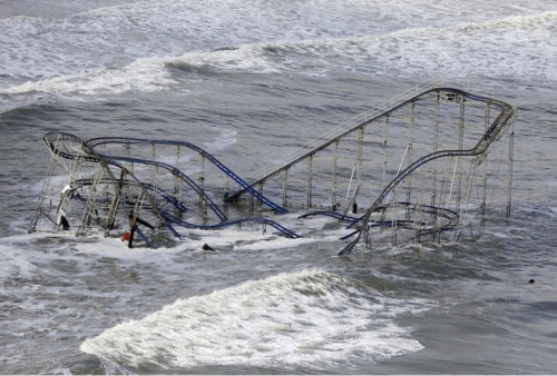 leslieseuffert:  As many of you already know, New Jersey got the brunt of Hurricane Sandy. Haunting images have emerged that show the incredible devastation it caused particularly along its coast. Waves washing over a roller coaster, a house partially
