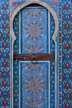 thegiftsoflife:  Two Fès Doors by Julie