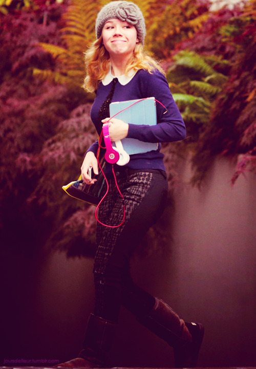 Jennette McCurdy Jennette Mccurdy Gif Icarly