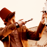 obrien-posey-deactivated2016052:  Nothing says non terrestrial like a sonic screwdriver! 