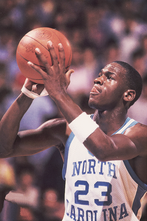 no-comp-on-earth:  The young Michael Jordan 