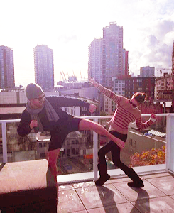 amnell:  Stephen Amell and Katie Cassidy 