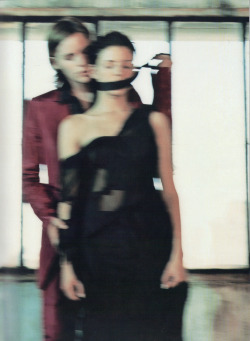 Vl4Da:  Liberty Ross By Kayt Jones For I-D April 2001. 