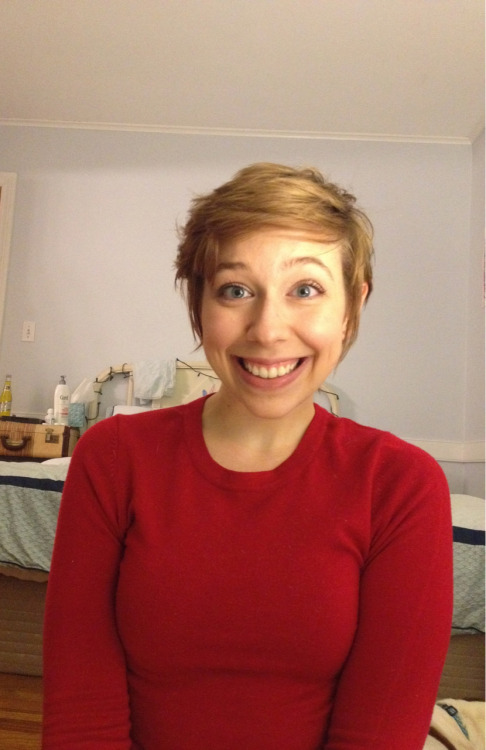 ljeuqilejna:  Two-ish hours until my birthday :D  happy late birthday ~