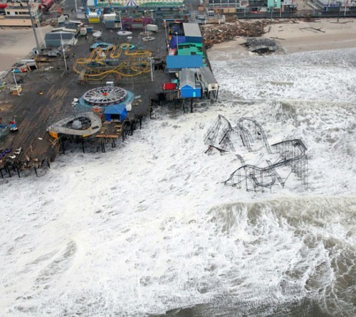weenlebowski:  Hurricane Sandy’s wrath. Casino Pier in Seaside Heights. RIP 