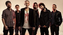 shut-up-and-love-linkin-park:  Muore♥