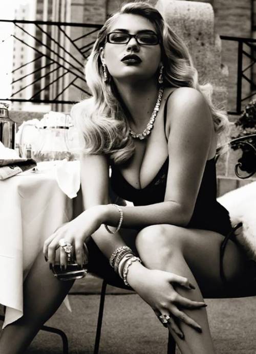 XXX Kate Upton - Vogue Italia. ♥ photo