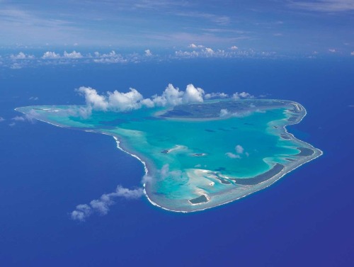 Porn photo Aerial view of Aitutaki in the Cook Islands