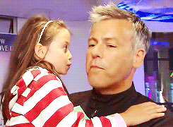 brealeylouisearchive-deactivate:Rupert Graves and his daughter at the London Media Night 2011. x
