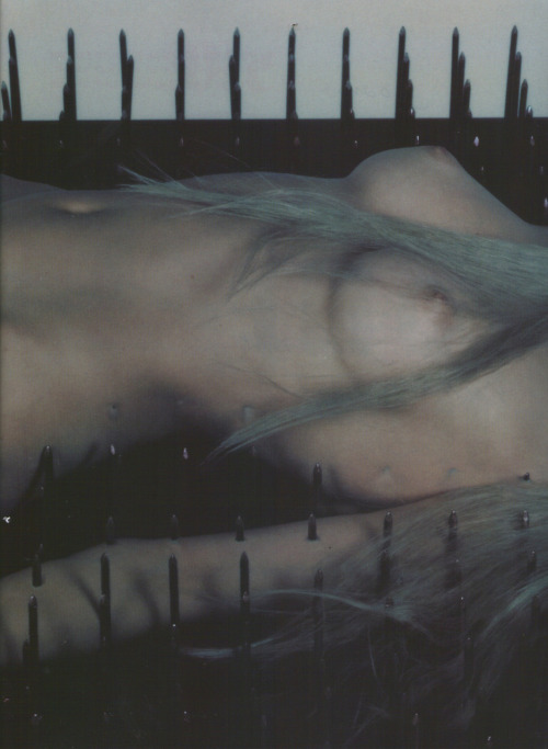 pradaphne:  “Alexander McQueen”, photographed by Nick Knight for The Face April 1996. 